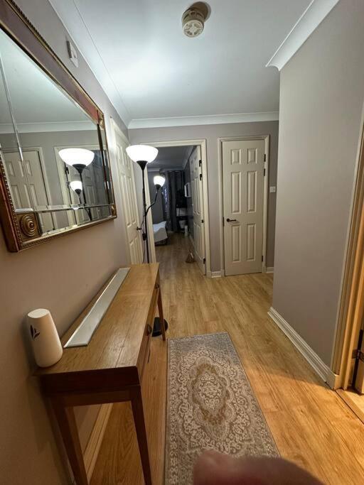 A 2 Standard Bedrooms Flat 伦敦 外观 照片