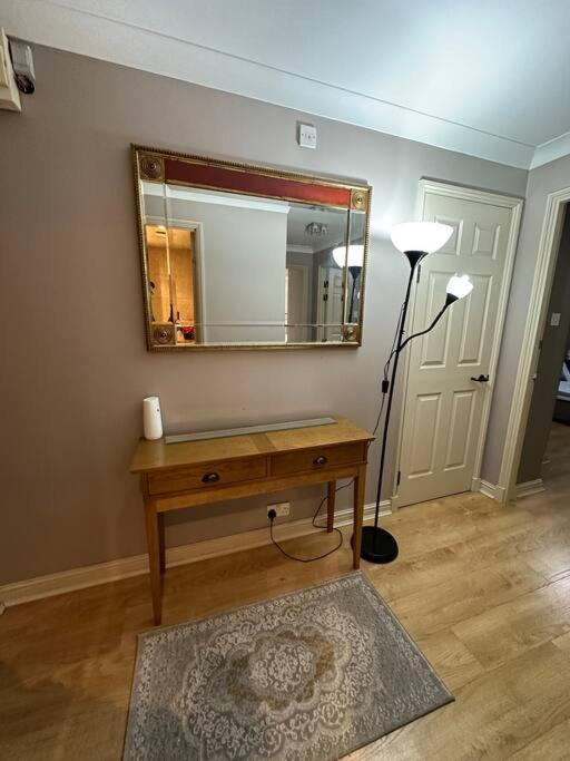 A 2 Standard Bedrooms Flat 伦敦 外观 照片